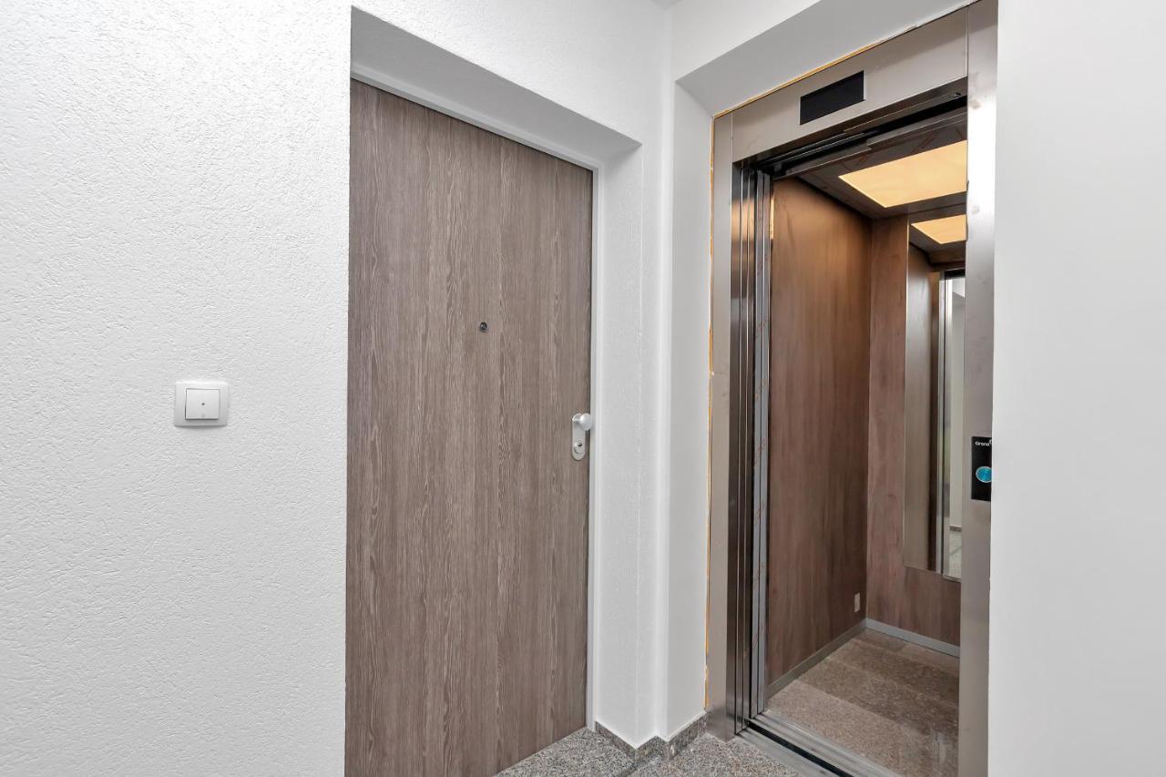 Luxury Apartment Macola Free Beach Parking Makarska Eksteriør bilde